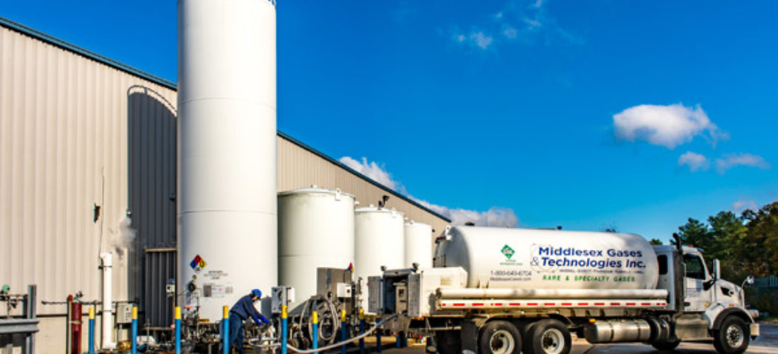 In 1999 Middlesex Gases & Technologies opens its second filling distribution plant in Plainville, MA, helping to expand service operation to include Rhode Island and southern Massachusetts.